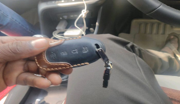 2025 Hyundai Verna SX (O) 1.5 MPI MT, Petrol, Manual, 10,751 km, interior