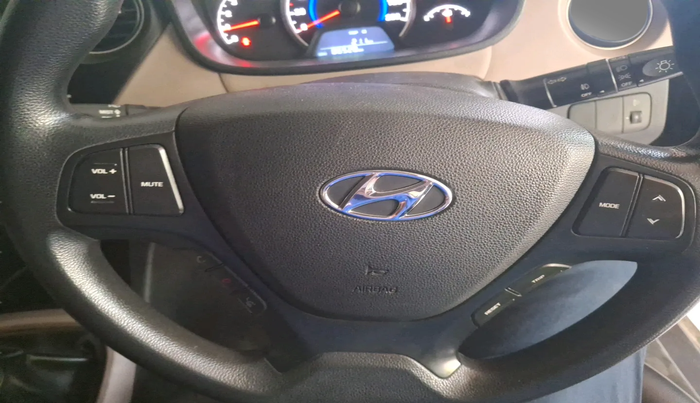 2018 Hyundai Grand i10 SPORTZ U2 1.2 CRDI, Diesel, Manual, 86,520 km, interior