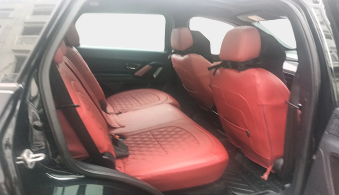 2023 Tata Safari XZA PLUS O RED DARK , Diesel, Automatic, 38,279 km, interior