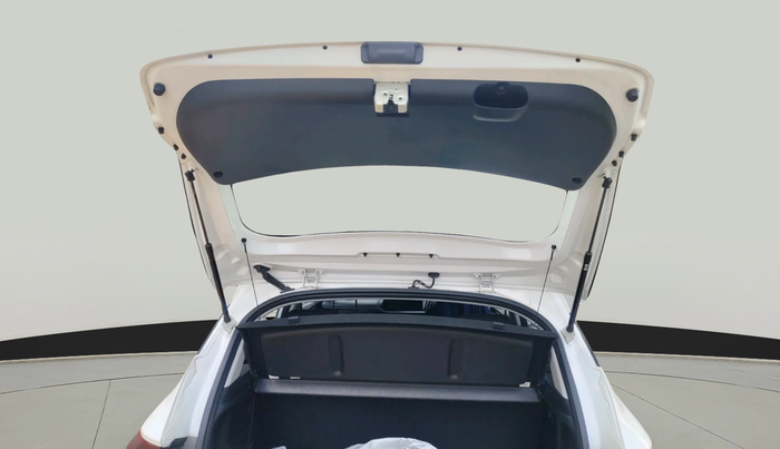 2022 Hyundai NEW I20 ASTA (O) 1.2 AT, Petrol, Automatic, 71,029 km, exterior