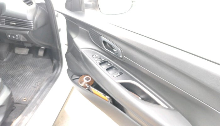 2022 Hyundai NEW I20 ASTA (O) 1.2 AT, Petrol, Automatic, 71,029 km, interior