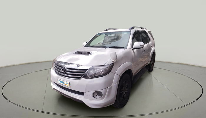 2012 Toyota Fortuner 3.0 4X2 AT, Diesel, Automatic, 2,02,547 km, exterior