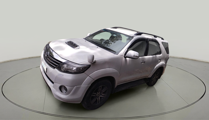 2012 Toyota Fortuner 3.0 4X2 AT, Diesel, Automatic, 2,02,547 km, exterior