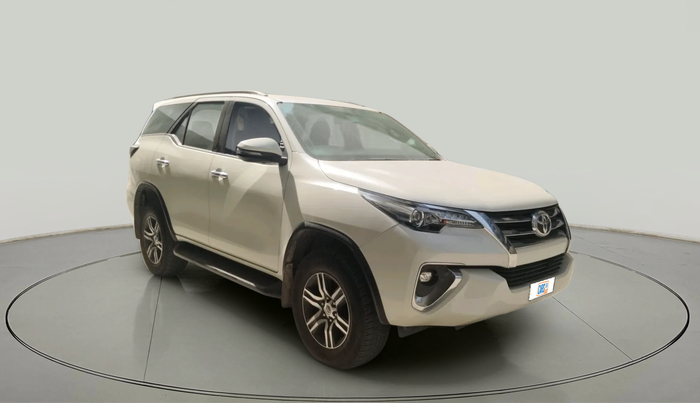 2018 Toyota Fortuner 2.8 4X2 AT, Diesel, Automatic, 62,070 km, exterior