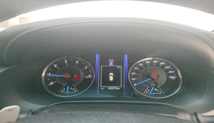 2018 Toyota Fortuner 2.8 4X2 AT, Diesel, Automatic, 62,070 km, interior