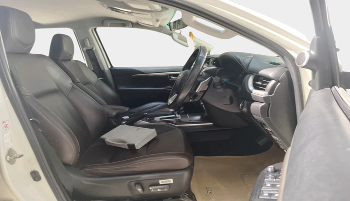 2018 Toyota Fortuner 2.8 4X2 AT, Diesel, Automatic, 62,070 km, interior