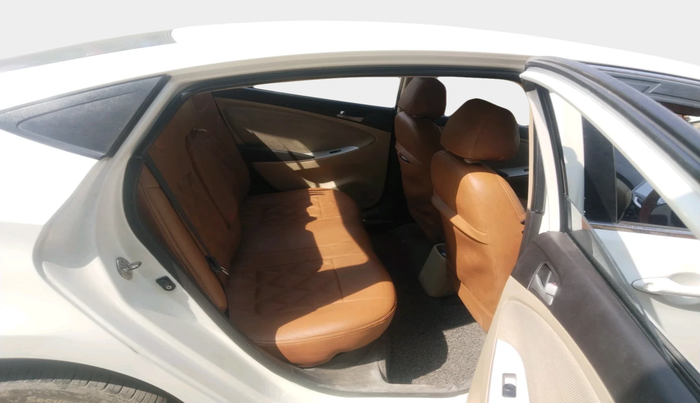 2011 Hyundai Verna FLUIDIC 1.4 CRDI, Diesel, Manual, 1,73,752 km, interior