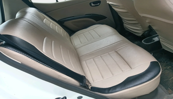 2011 Hyundai i10 MAGNA 1.1, Petrol, Manual, 81,420 km, interior