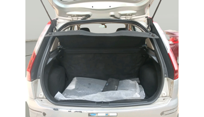 2011 Ford Figo ZXI 1.2 PETROL, Petrol, Manual, 1,13,673 km, exterior