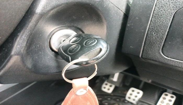 2011 Ford Figo ZXI 1.2 PETROL, Petrol, Manual, 1,13,673 km, interior