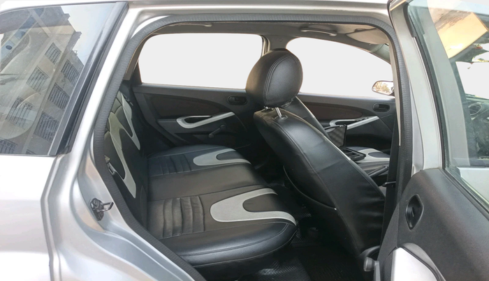 2011 Ford Figo ZXI 1.2 PETROL, Petrol, Manual, 1,13,673 km, interior