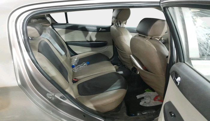 2013 Hyundai i20 SPORTZ 1.2, Petrol, Manual, 63,306 km, interior