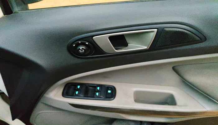 2014 Ford Ecosport TITANIUM 1.0L ECOBOOST, Petrol, Manual, 73,268 km, interior