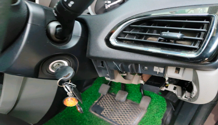 2017 Tata Tiago XZ DIESEL, Diesel, Manual, 65,304 km, interior