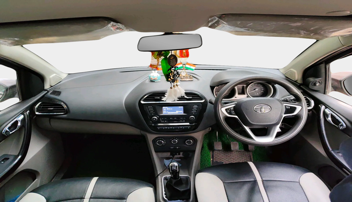 2017 Tata Tiago XZ DIESEL, Diesel, Manual, 65,304 km, interior