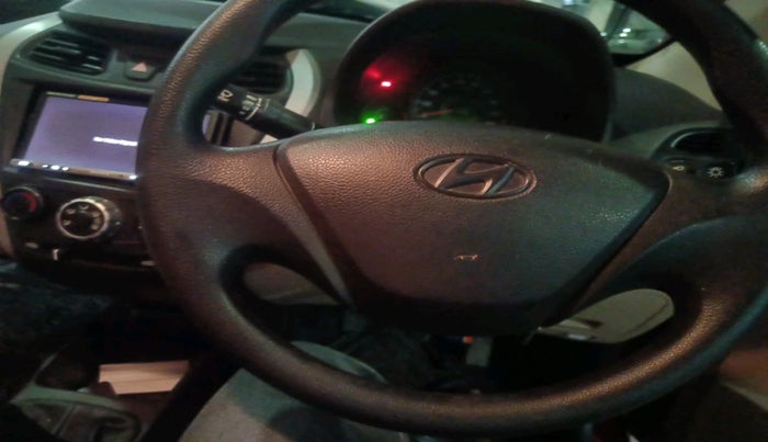 2018 Hyundai Eon ERA +, Petrol, Manual, 56,192 km, interior