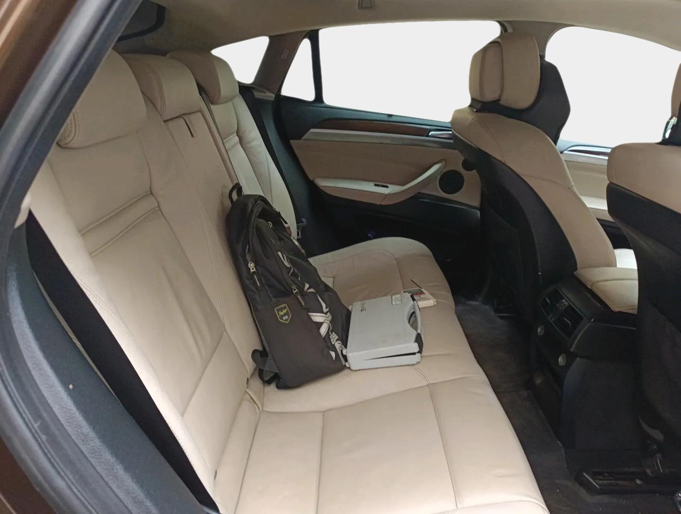 2013 BMW X6 XDRIVE40D, Diesel, Automatic, 1,07,000 km, interior