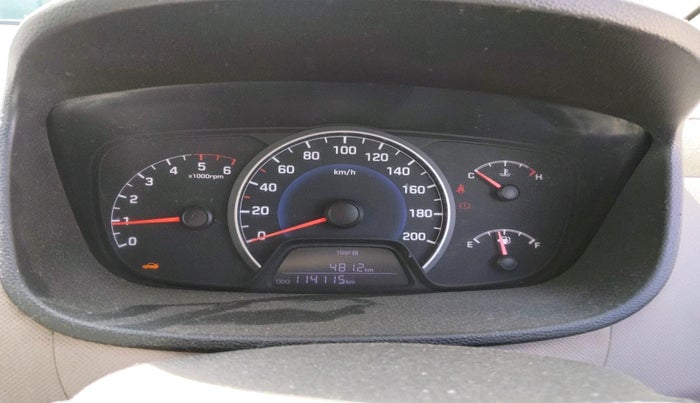 2013 Hyundai Grand i10 MAGNA 1.1 CRDI, Diesel, Manual, 1,14,114 km, interior