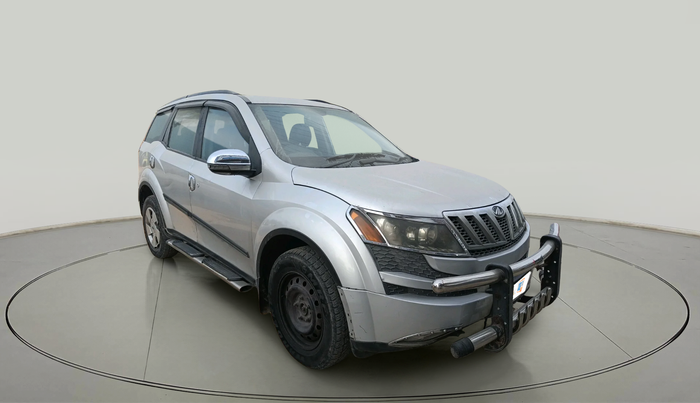 2014 Mahindra XUV500 W6, Diesel, Manual, 2,34,457 km, exterior