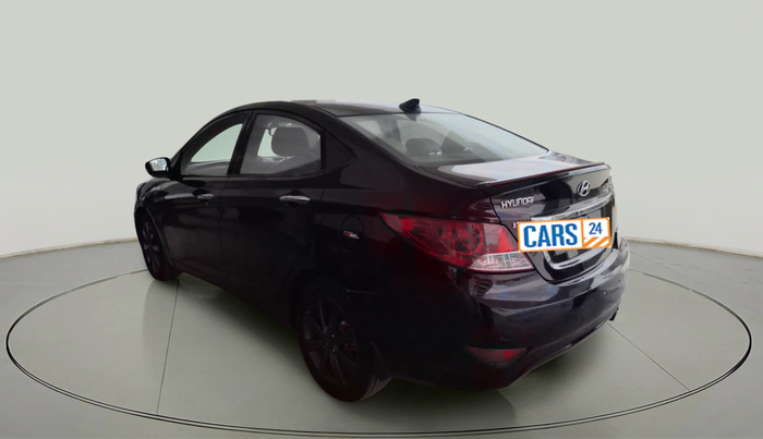 2011 Hyundai Verna FLUIDIC 1.6 CRDI SX, Diesel, Manual, 2,04,221 km, exterior