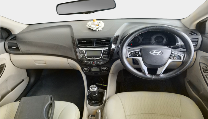 2011 Hyundai Verna FLUIDIC 1.6 CRDI SX, Diesel, Manual, 2,04,221 km, interior