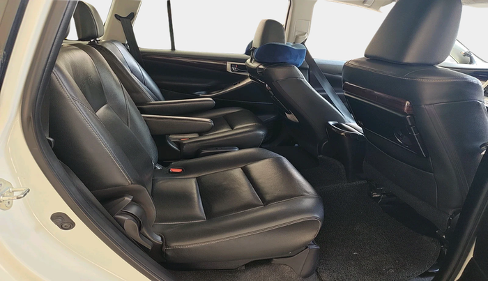 2021 Toyota Innova Crysta 2.4 ZX 7 STR, Diesel, Manual, 1,21,489 km, interior