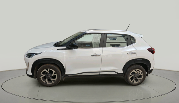 2021 Nissan MAGNITE XV PREMIUM TURBO CVT, Petrol, Automatic, 47,323 km, exterior