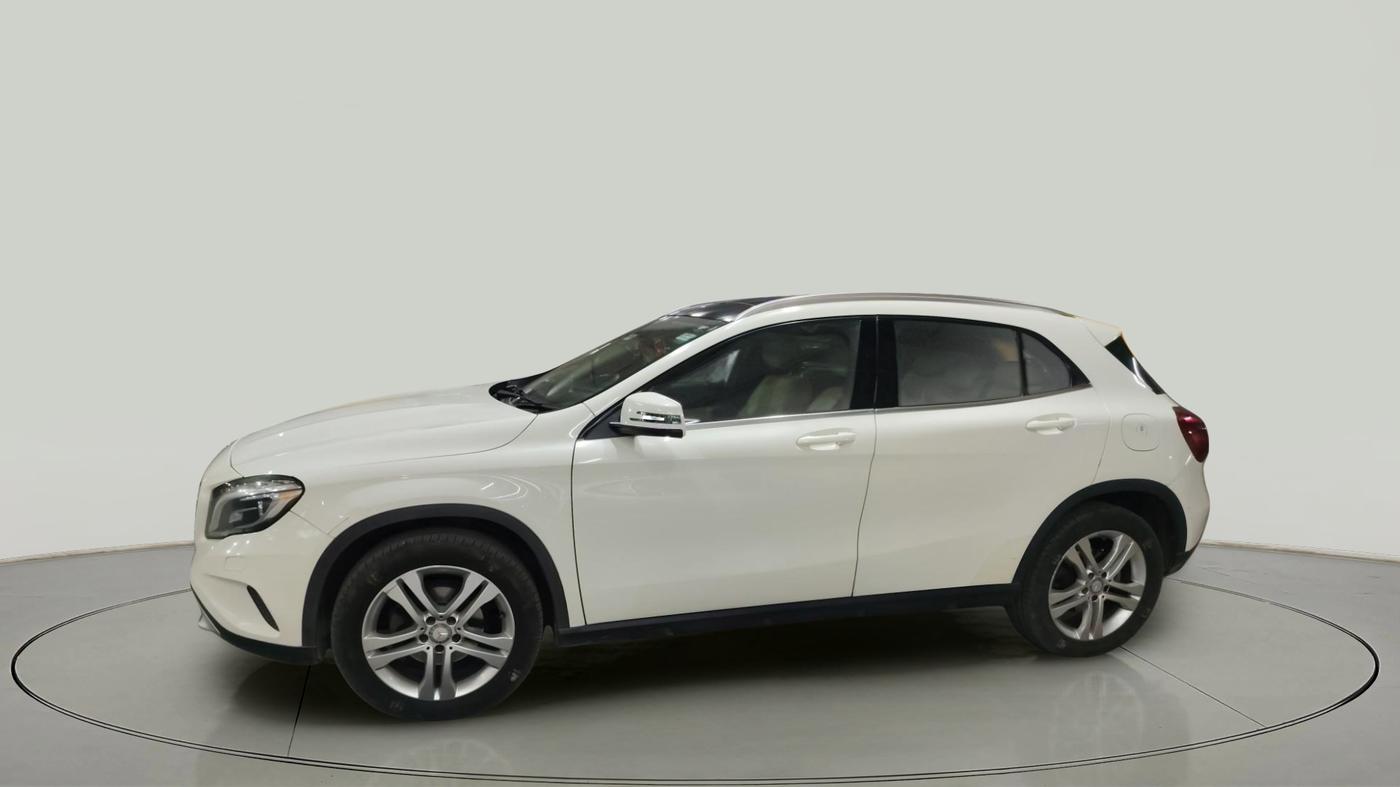 2015 Mercedes Benz GLA Class 200 CDI SPORT, Diesel, Automatic, 88,000 km, exterior