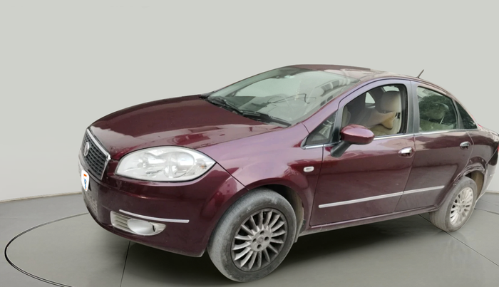 2013 Fiat Linea EMOTION 1.3, Diesel, Manual, 1,57,076 km, exterior