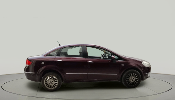 2013 Fiat Linea EMOTION 1.3, Diesel, Manual, 1,57,076 km, exterior