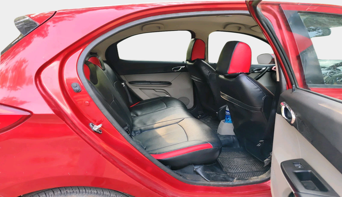 2017 Tata Tiago XZ PETROL, Petrol, Manual, 58,210 km, interior