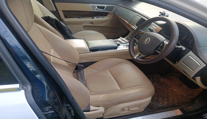 2011 Jaguar XF 3.0 DIESEL, Diesel, Automatic, 99,852 km, interior
