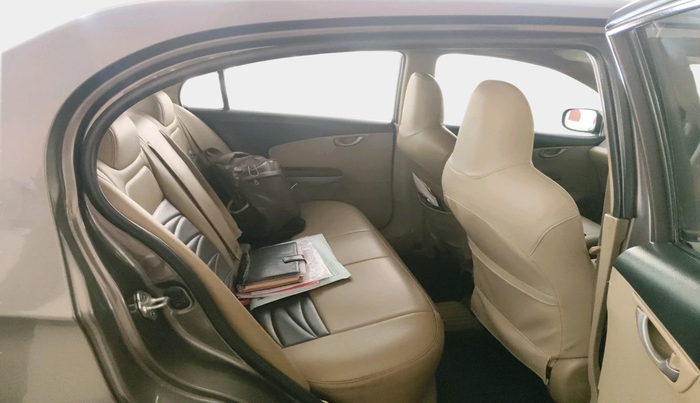 2013 Honda Amaze 1.5L I-DTEC VX, Diesel, Manual, 1,16,484 km, interior