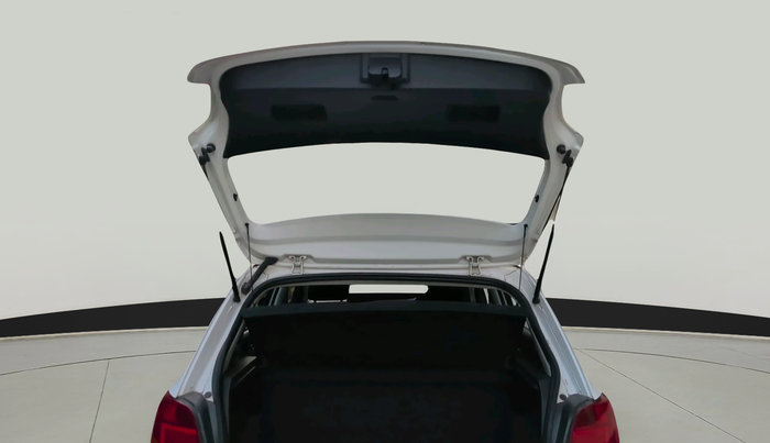 2018 Volkswagen Polo COMFORTLINE 1.0L MPI, Petrol, Manual, 64,033 km, exterior