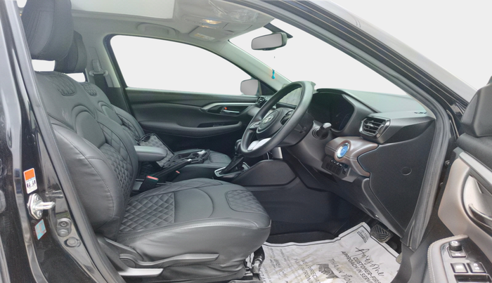 2023 Toyota URBAN CRUISER HYRYDER G HYBRID, Hybrid, Automatic, 20,674 km, interior