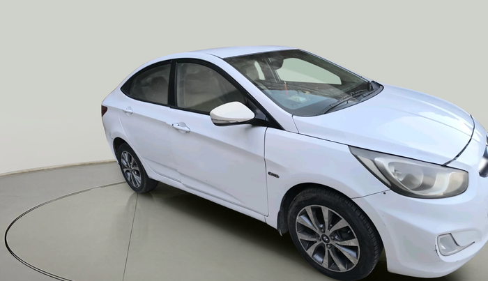 2014 Hyundai Verna FLUIDIC 1.6 CRDI SX, Diesel, Manual, 80,000 km, exterior
