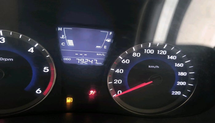 2014 Hyundai Verna FLUIDIC 1.6 CRDI SX, Diesel, Manual, 80,000 km, interior