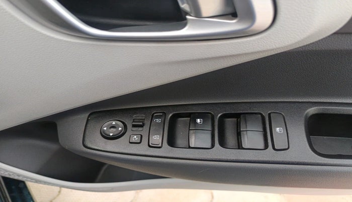 2023 Hyundai GRAND I10 NIOS SPORTZ 1.2 KAPPA VTVT, Petrol, Manual, 32,024 km, interior