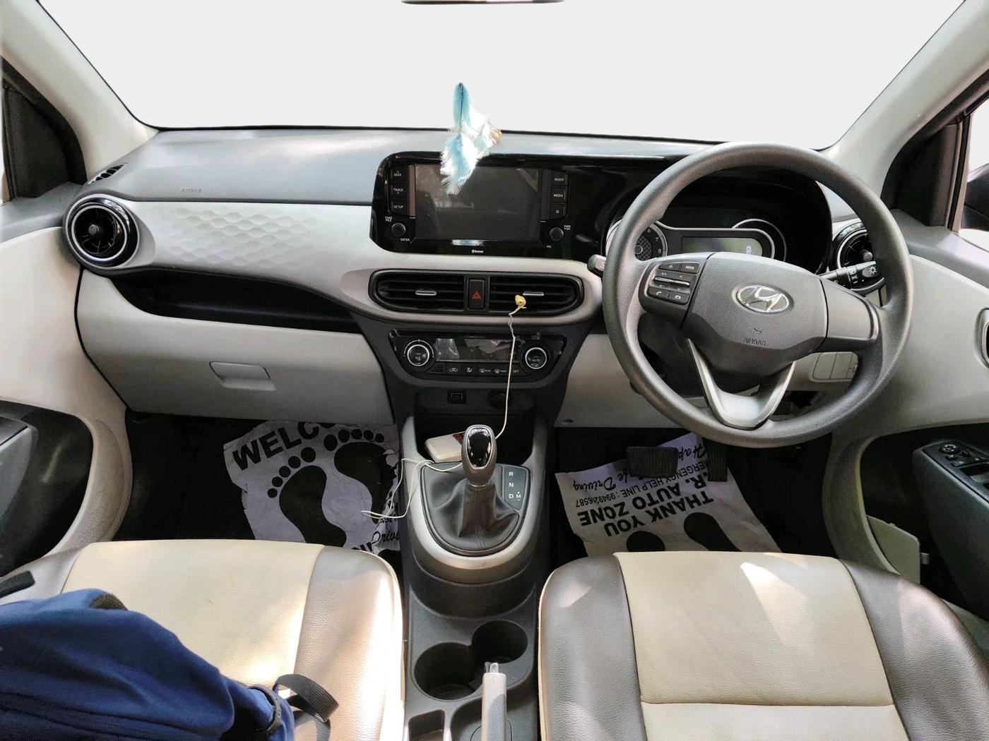 2020 Hyundai Grand i10 SPORTZ AT 1.2 KAPPA VTVT, Petrol, Automatic, 29,761 km, interior