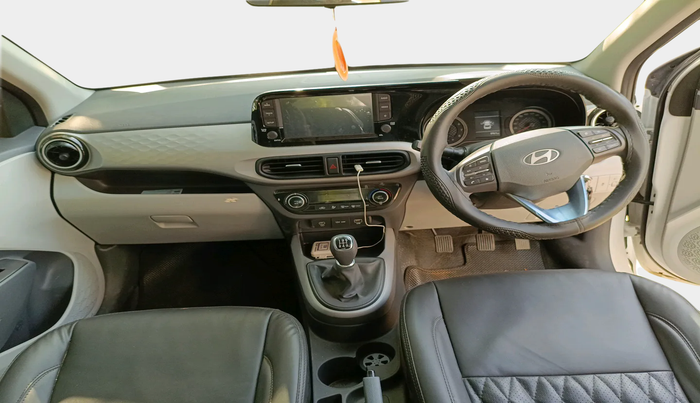 2024 Hyundai GRAND I10 NIOS SPORTZ 1.2 KAPPA VTVT, Petrol, Manual, 5,961 km, interior