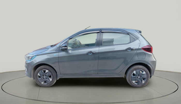 2023 Tata TIAGO EV XZ PLUS LONG RANGE, Electric, Automatic, 6,386 km, exterior