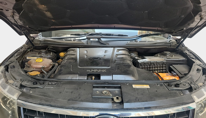 2018 Mahindra XUV500 W11(O), Diesel, Manual, 1,04,470 km, exterior