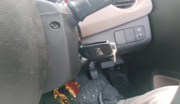 2014 Hyundai Xcent S 1.1 CRDI (O), Diesel, Manual, 1,10,603 km, interior