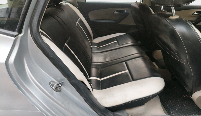 2012 Volkswagen Polo COMFORTLINE 1.2L, Diesel, Manual, 1,04,780 km, interior