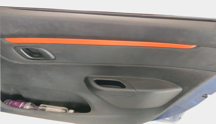 2017 Renault Kwid CLIMBER 1.0 AMT, Petrol, Automatic, 1,00,782 km, interior