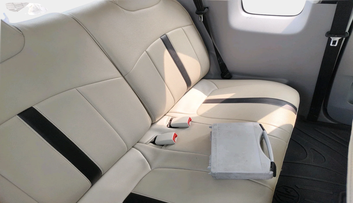 2024 MG COMET PLAY, Electric, Automatic, 43,935 km, interior