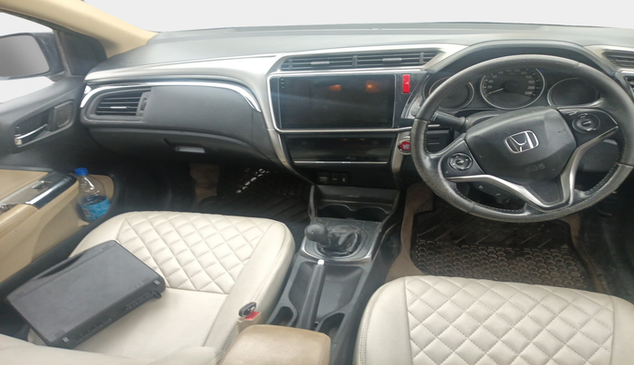 2014 Honda City 1.5L I-VTEC VX, Petrol, Manual, 1,12,127 km, interior