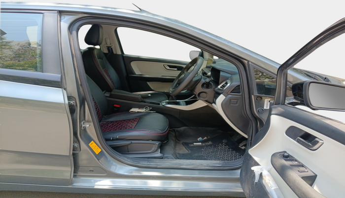 2022 Tata ALTROZ XZ PETROL, Petrol, Manual, 25,809 km, interior