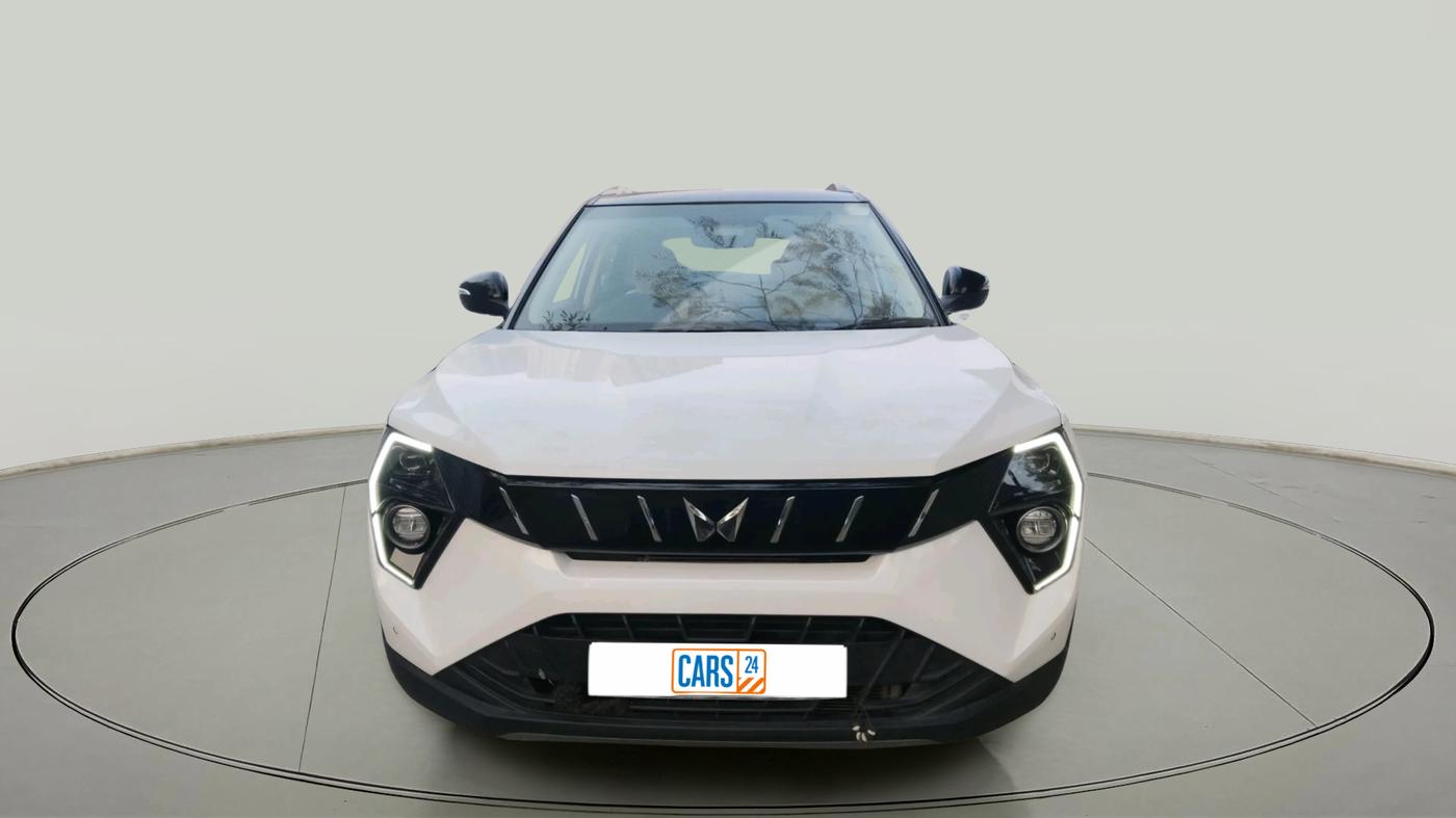 2025 Mahindra XUV 3XO AX7 1.5 Turbo Diesel, Diesel, Manual, 27,487 km, exterior
