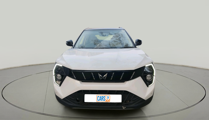 2025 Mahindra XUV 3XO AX7 1.5 Turbo Diesel, Diesel, Manual, 27,487 km, exterior